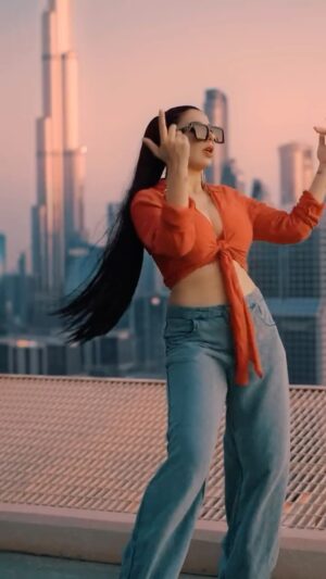 Jasmine Sandlas Instagram - Baddie Patlo Nakhro - I need to trademark all the names so that only I can use them ✨HEAT out now. Flames are rising high.