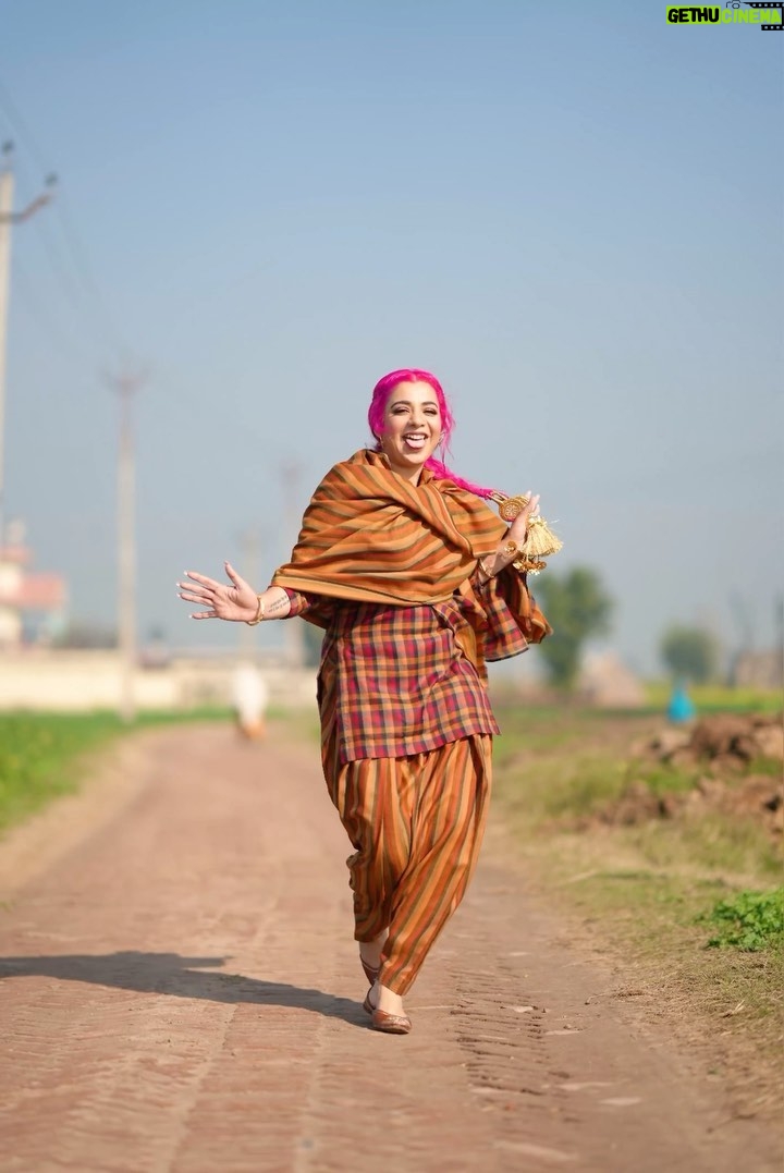 Jasmine Sandlas - 57.6K Likes - Dil Tutteya drops on Feb 10th.