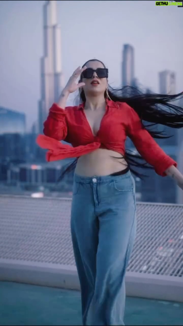 Jasmine Sandlas - 1.1 Million Likes - Make your reels to #HEAT and make sure you tag me.
Gaana super hit 🧿