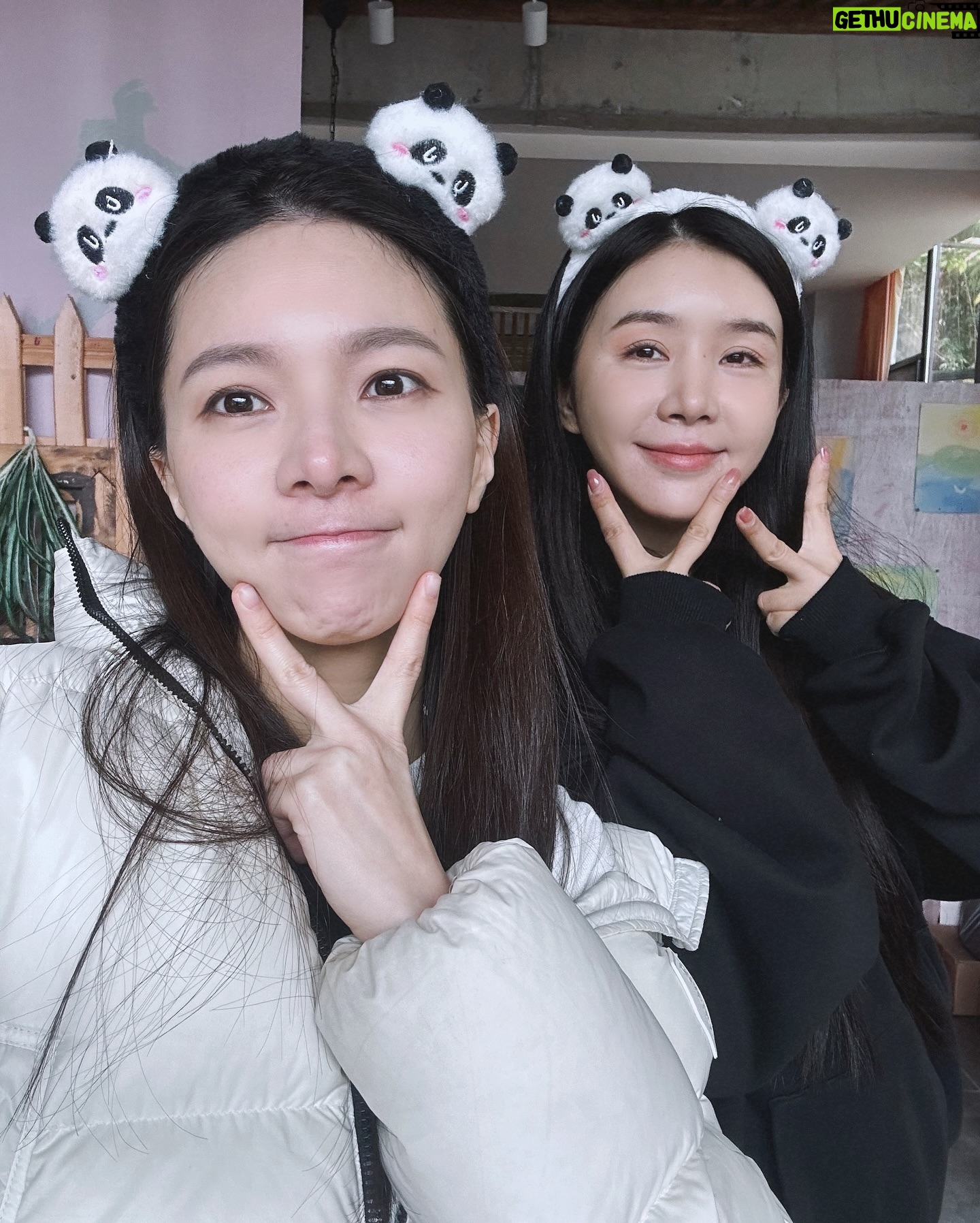 Jei - 1.9K Likes - 청두에서의 기억들 #재이 #차오루