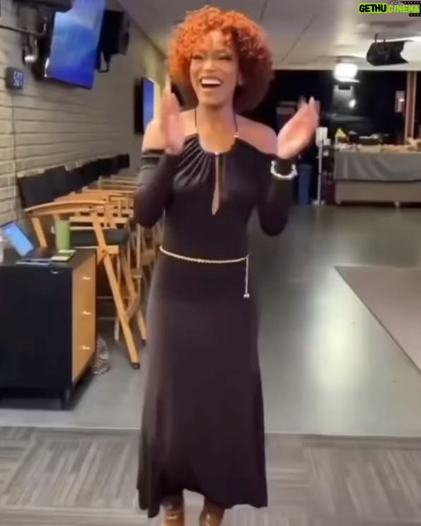 Jennifer Hudson - 64.9K Likes - Everywhere I turn, another spirit tunnel is popping up! From Africa to Germany, from the church to the club, from the schools to the workplace…and everywhere in between ! When we said #ChooseJoy this season, we were not playing…Keep spreading that joy yal! Let’s go !!!