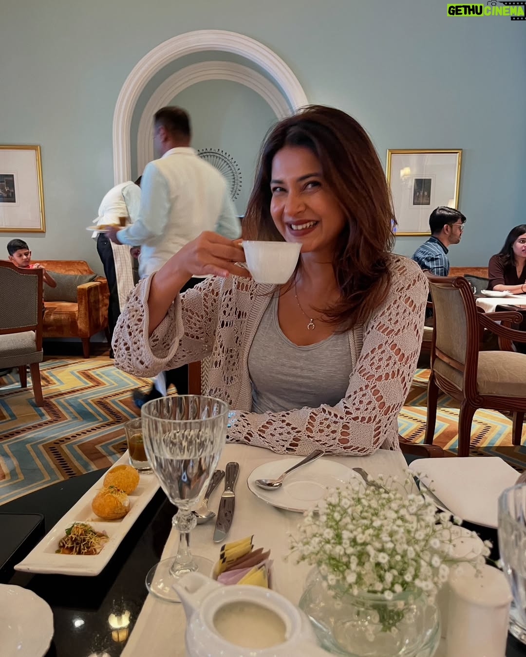 Jennifer Winget - 746.3K Likes - Sunday well served! 🍰☕
