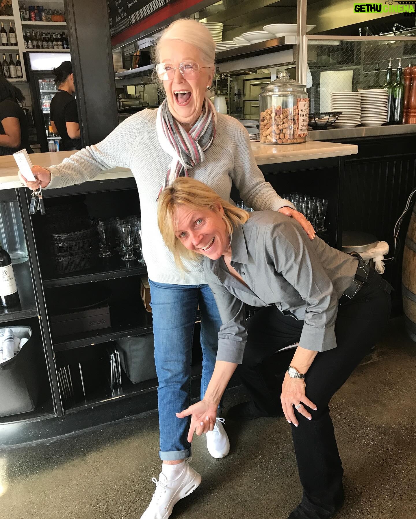 Jessica Keenan Wynn - 5.1K Likes - Sharley Jean Hudson Wynn š¦ 01.27.1933 - 01.08.2025
In a week of unrelenting devastation, despair, and loss, we suddenly said goodbye to my beloved grandmother. The grief has been shocking, paused and compounded by friends losing their homes, losing their communities, and watching the city that raised me ravaged by flames, day after day after day. It feels inappropriate to grieve right now, when so many are suffering the monumental loss of their homes, communities, mementos, and lives that were intact just a week ago. The heaviness is cruel, yet the kindness of friends and strangers is overwhelming. My grandmother left with the memory of Brentwood and the Palisades, her home of 91 years, in tact. Itās a blessing, yet a curse. šļøš¤