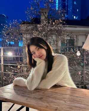 Ji E-su Instagram - 새해 복 많이 받으세요 해삐뉴이어🧡💫