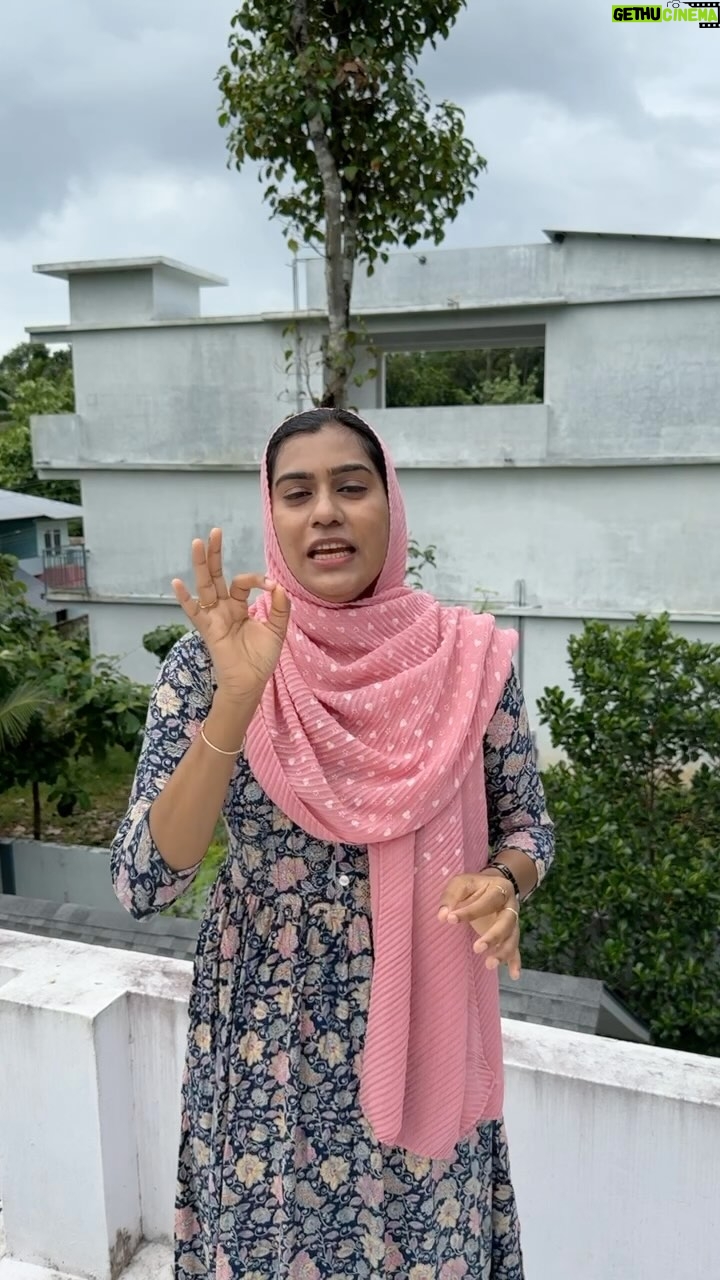 Jinsha Basheer - 11.7K Likes - KSEB എട്ടിന്റെ പണി തന്നു. ഇലക്ട്രിസിറ്റി ബിൽ അടക്കുന്നവർ സൂക്ഷിക്കുക. ഇത് പോലെ ചെയ്യാനായി വിളിക്കാം: 7034881131, 7034881132
#kseb #solar #ongridsolar #solarsystem #adanishantigram #solarenergy #solarpanels #electricitybill #kseb_solar #instagood #viralreels #viralvideos #trendingreels #trending #solarpower #homesolar