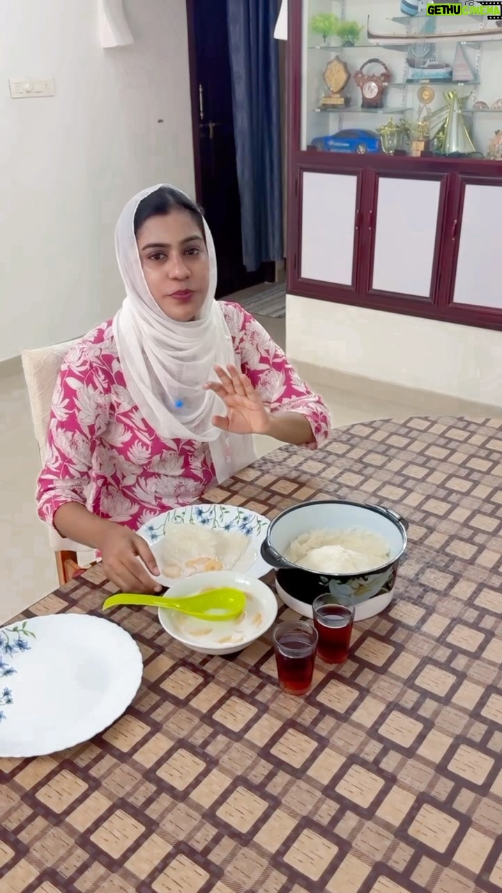 Jinsha Basheer - 586 Likes - ജീവിതത്തിൽ ഒരിക്കലെങ്കിലും കഴിച്ചിരിക്കേണ്ട ഓട്ടട 😋😋
#food #foodvlogger #foodvlog #varietyfood #specialfood #lakshadweepfood #lakshadweep #agatti #lakshadweepislands #lakshadweep_diaries #lakshadweeptourism #instagood #viralreels #viralvideos #trendingreels #trending