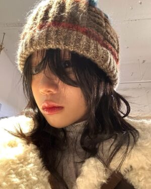 Jo Yu-ri Instagram - 마!!인간아!!니 사진꾸미기 중독이다!!🍓