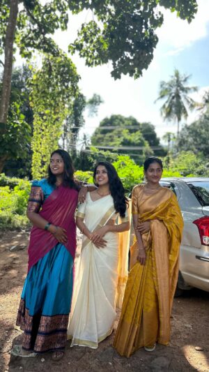 Joeann John Instagram - 7/10 🌺

.
.
.

#onam #love #life #saree #kerala #traditional #mallu #thrissur #dance