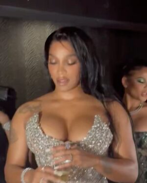 Joseline Hernandez Instagram - Becoming A Woman Right Before Everyone's Eyes It's A Very difficult thing to do. Pain,suffering,trials,tribulations,drug abuse,neglect,used and abused Has been a Constant Fight For me! With Tears in my eyes I want to thank Everyone who fights for me on a daily without you this will not be possible. Our Single Release Party in California was a success. And I'm so blessed to be here Alive and Thriving. 2025 is written in stones for me! I'm glad to have grown with you All and I wouldn't change my Story! May 2025 your energy works in your favor because I'm a an example of everything your heart desires is available to you with lots of love and a little tenacity 🥰😘
Go download everyone's new Love Anthem (I IKE THE WAY YOU ARE)