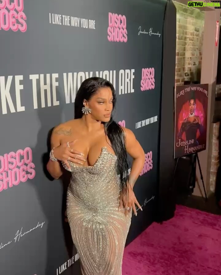 Joseline Hernandez - 150.7K Likes - Becoming A Woman Right Before Everyone's Eyes It's A Very difficult thing to do. Pain,suffering,trials,tribulations,drug abuse,neglect,used and abused Has been a Constant Fight For me! With Tears in my eyes I want to thank Everyone who fights for me on a daily without you this will not be possible. Our Single Release Party in California was a success. And I'm so blessed to be here Alive and Thriving. 2025 is written in stones for me! I'm glad to have grown with you All and I wouldn't change my Story! May 2025 your energy works in your favor because I'm a an example of everything your heart desires is available to you with lots of love and a little tenacity π₯°π
Go download everyone's new Love Anthem (I IKE THE WAY YOU ARE)