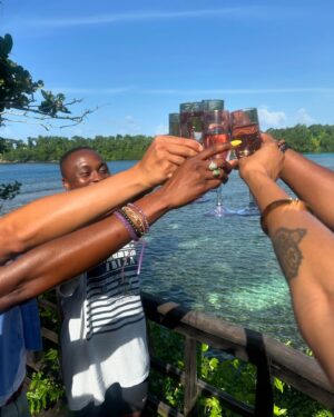 Jourdan Dunn Instagram - Unforgettable memories thank you @geejamhotel @jbgeejam 🇯🇲💛