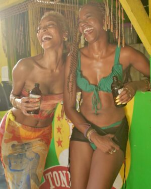 Jourdan Dunn Instagram - Unforgettable memories thank you @geejamhotel @jbgeejam 🇯🇲💛