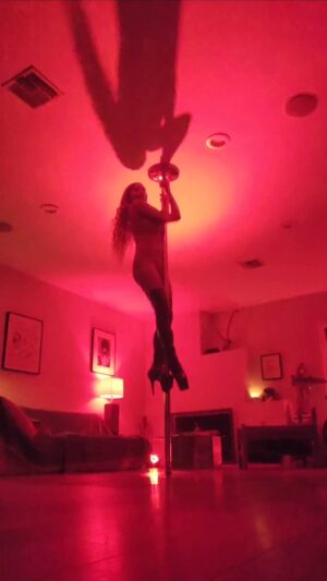 Joy Bryant Instagram - I'm stepping into 50 stronger than ever, light on my feet, and flexible as fuck.
HAPPY BIRTHDAY TO MEEEEEEEE!!!!