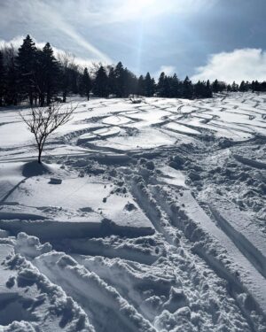Joyce Tang Lai-Ming Instagram - Amazing #backcountrysnowboarding #nature #enjoy