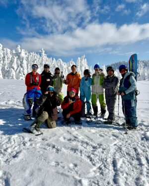 Joyce Tang Lai-Ming Instagram - Amazing #backcountrysnowboarding #nature #enjoy
