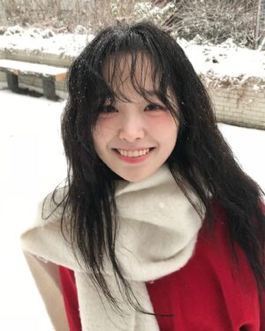 Jung Bo-min Instagram - 띵동!🍎⋆⁺₊❅. *