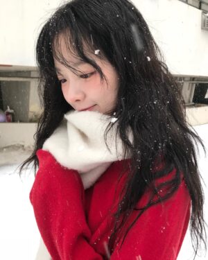 Jung Bo-min Instagram - 띵동!🍎⋆⁺₊❅. *