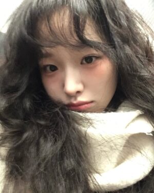 Jung Bo-min Instagram - 띵동!🍎⋆⁺₊❅. *