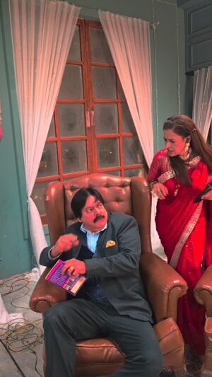 Jyoti Gauba Instagram - Padosaan sey bachkey rehna😝🤪😜😛

#prakash #prakashramchandani #dangal #dangaltv #funnyreels #laughteristhebestmedicine #neighbours #onset #justtomakeyousmile