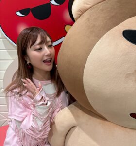 Actress Kalen Anzai HD Photos and Wallpapers January 2025