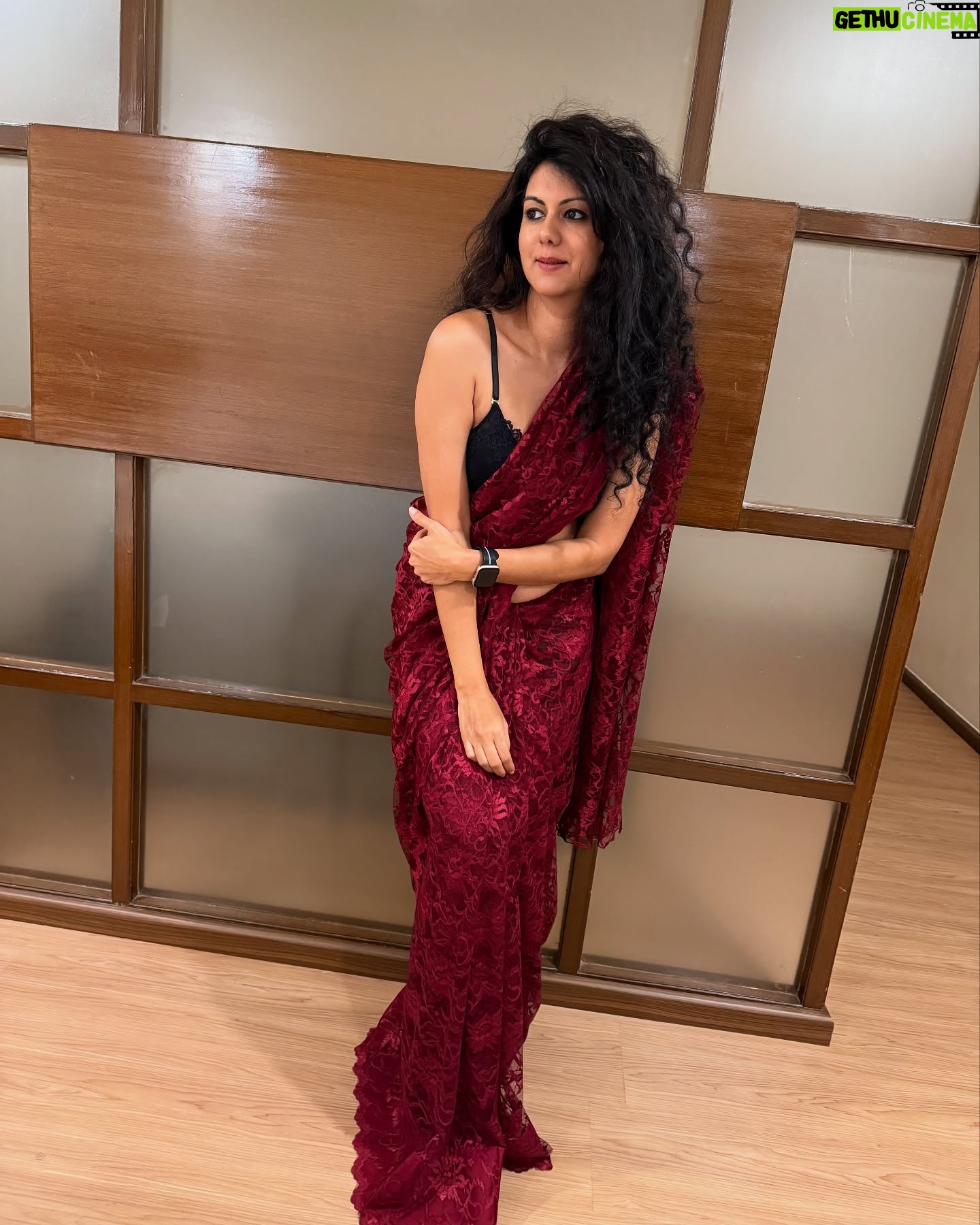 Kamna Jethmalani - 15.3K Likes - Saree forever 💕