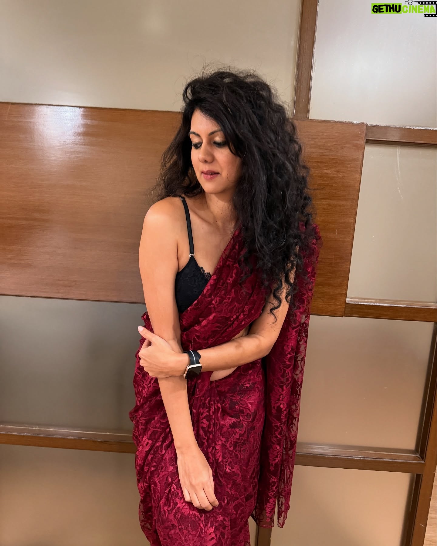 Kamna Jethmalani - 15.3K Likes - Saree forever 💕