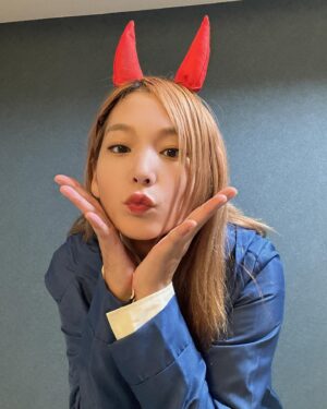 Kanako Takatsuki Instagram - おうおう！ワシの名はパワー！！

#Halloween2024 #チェンソーマン #パワー
#コスプレ 

地毛での地味ハロウィンでございあす👿