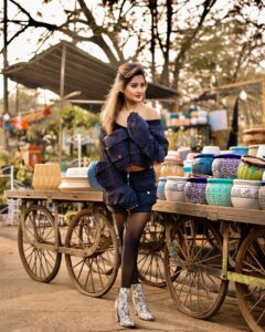 Actress Kanchi Singh HD Photos and Wallpapers March 2025