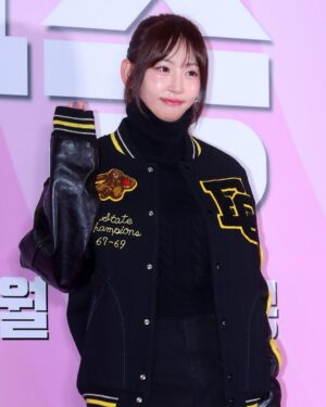 Kang Ye-won Instagram - 1승시사회🎬🍿👍
우리 인생도 1승 그날을 위하여🙆🏼‍♂️👏🌈
응원합니다🫶🙏
#1승