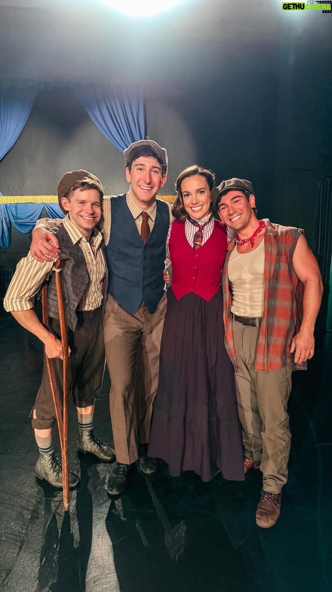 Kara Lindsay - 20K Likes - Seize the day this November 5th 🗞️🗳️ Reunited with some of my @Newsies pals along with the cast of @Suffsmusical and members of the Broadway community to get out the vote! Produced by @broadway.votes. Link in bio for a ton of their voting resources!
Directed by: @KennyOrtegaBlog
Choreographed by @SergioTrujillo1
Music by: @alanmenken
Lyrics by: Jack Feldman
Featuring:
@plznfanku
@karalindsay1
@tommybracco
@keenanblogger
@jstrobes77
@nikkimjames
@clayricethomson
@johnbehlmann
@oyoyojoi
@justindavidsullivan
@antoniocipriano_
@jelanialladin
@izzymccalla
@ljfarine
@taylorimanjoens
@nyseli_vega
@nadiadandashi
@allybo123
@tsilalabrock
@kristenbscott
@chessametts
@jennabainbridge
@dkaylahunique
@laliaericadrew
@eliazarj1999
@b_zelez
@karlidinardo
@derekpiquette
@jaryd_farcon
@kmr8787
@__jamestony
@konnorzkelly
@adam.a.perez
#newsies#newsiesbroadway#broadway#theater#musicaltheater#election2024