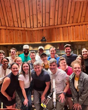 Kara Lindsay Instagram - This was absolutely one of the coolest moments of my career. I got to sing Soprano 1 ensemble vocals for the Wicked FILM! 😱 I’m so grateful to have been a small part of such an iconic masterpiece! Watching @arianagrande (Glinda perfection) and @cynthiaerivo (Elphaba powerhouse) take on these legendary roles so seamlessly and authentically was jaw dropping. 

My journey with Wicked began in 2014 and now 10 years later this was truly the cherry on top! What. A. Thrill! 

Thank you @steoremus @wickedschwartz @danmicciche @domamendum for the experience of a lifetime!
Congratulations to all involved!