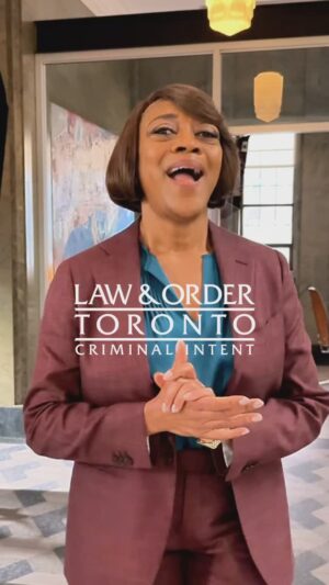 Karen Robinson Instagram - Our very own @karenrobinsonofficial takes you behind-the-scenes on the set of Law & Order Toronto: Criminal Intent 👀
 
Tune into the season two premiere February 20th at 10/9c on @city_tv, or stream it on Citytv 
