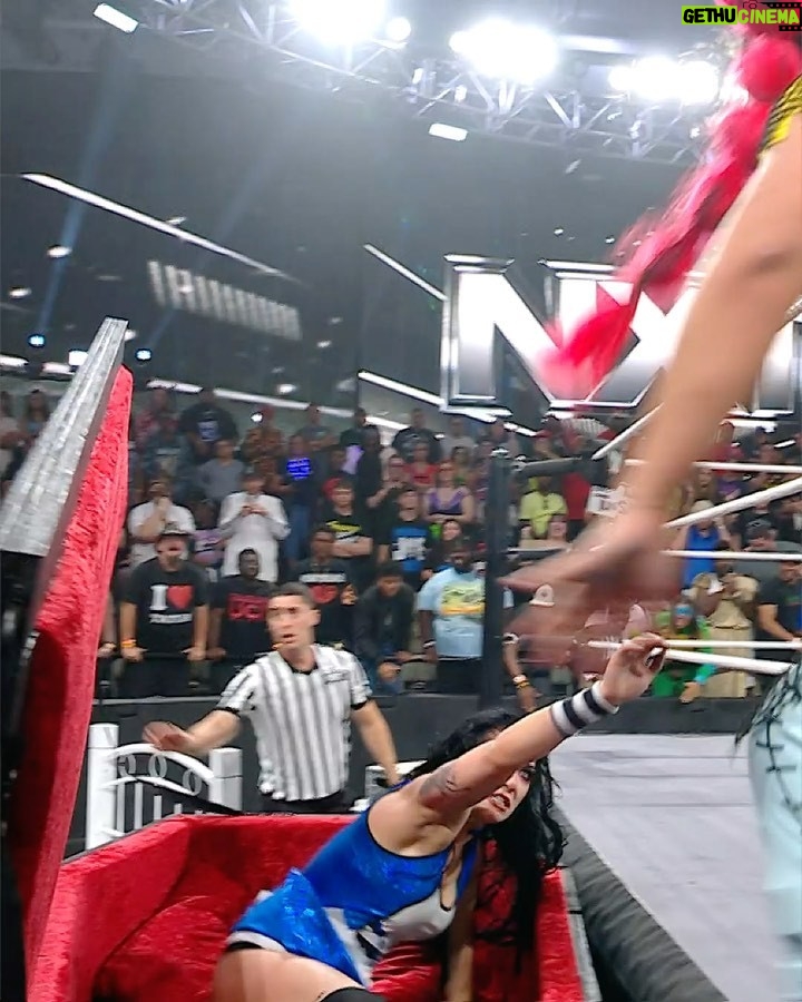 Karen Yu - 47K Likes - @tatumpaxley_wwe and @therealestwendy showed out in the first-ever Womenās Casket Match in WWE history! š