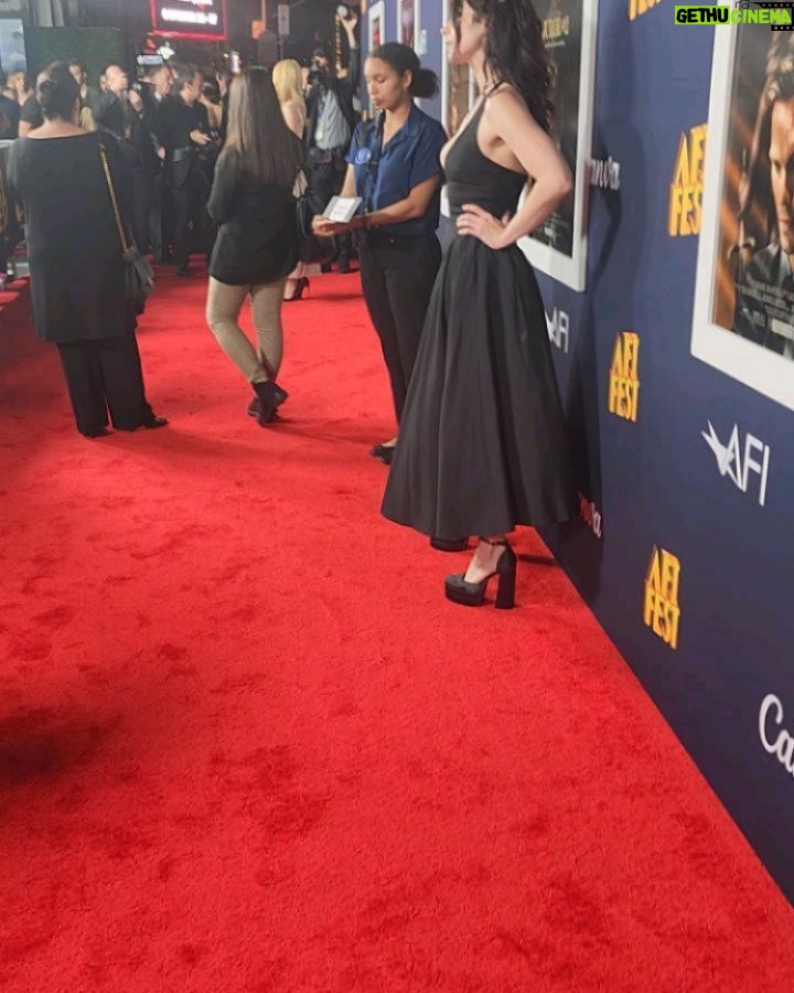 KateLynn E. Newberry - 5.3K Likes - About last night
Premiere for Juror # 2 directed by Clint Eastwood. Thank you @afifest