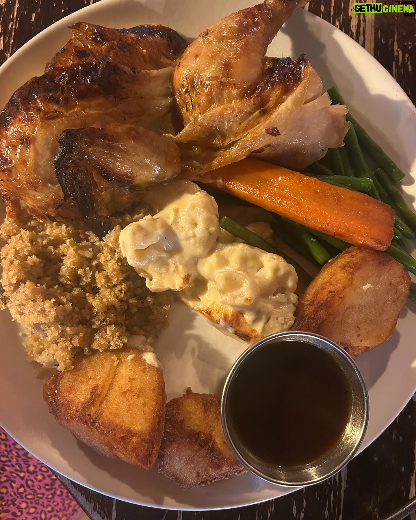 Kathryn Thomas - 1.3K Likes - Celebrating all our January birthdays with mum & @linthomasie @the_old_spot_dublin …. One of the best Sunday lunches in Dublin