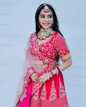 Kaushiki Rathore Instagram - I’m very fortunate that I can live many lives in one life.
Acting is not a profession or a job for me, it is my self-growth Because of this I am becoming a good person. I am able to understand people. I am able to understand their pain, life and the feelings of people. Whether it is a human or an animal,so acting is making me a good person 
And I think I am understanding life also.

STILLNESS. THAT’S ALL AND THAT’S
THE HARDEST THING.

#actorslife🎬