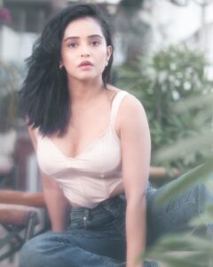 Actress Kaushiki Rathore HD Photos and Wallpapers January 2025