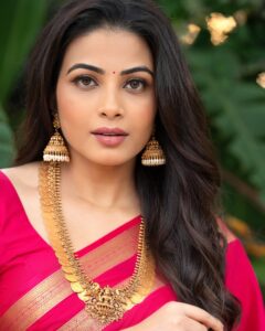 Actress Kavya Shetty HD Photos and Wallpapers January 2025