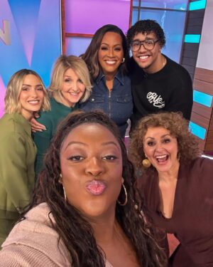 Kaye Adams Instagram - What better way to end the week than with @alisonhammond55 and @aidanhammond555... and of course @frankiebridge @1judilove and @nadiasawalha !