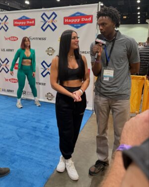 Kaytlin Neil Instagram - @thefitexpo 🫶🏻