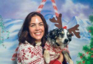 Kelly Thiebaud Instagram - The cheesy glamour shot Christmas card you never thought you needed is back! 🤗 Wishing everyone a Merry Christmas and Happy Holidays! #christmascard #traditions #family #whiskeythedog #christmastime 🫶🏼