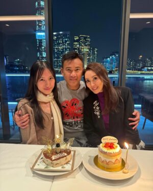 Kenix Kwok Ho-Ying Instagram - 🎉🎉🎉Happy birthday our sweetheart💕 ! 今年特意和Tania聯手炮製心心Tiramisu給你😍, 祝你健康開心、事事順利！也謝謝Kew Cake的梳乎厘芝士蛋糕🍰真心美味！贊！👍🏻
#happyfamily
#madewithlove
#ourbeloved
@kewpluscake