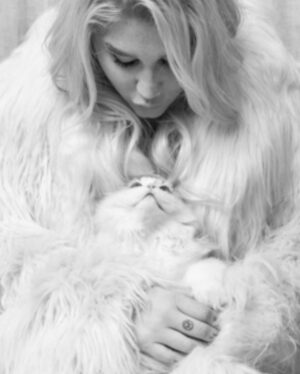 Kesha Instagram - Carl my little chicken 
You really broke my heart this time. 

I’ll see you in the next life my baby boy

God really outdid himself with this creature. 
💔