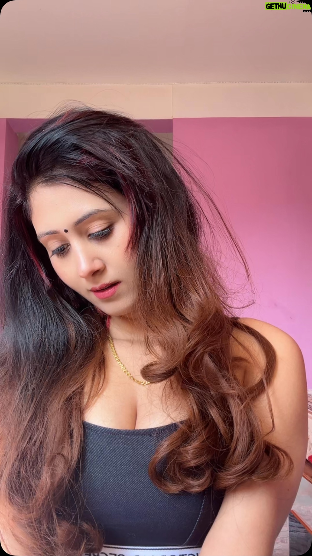 Khushi Bhattarai - 5.9K Likes -