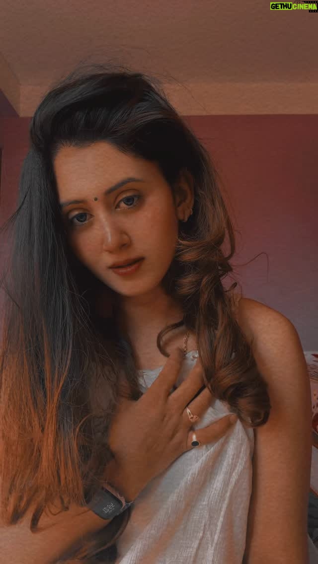 Khushi Bhattarai - 19.2K Likes -