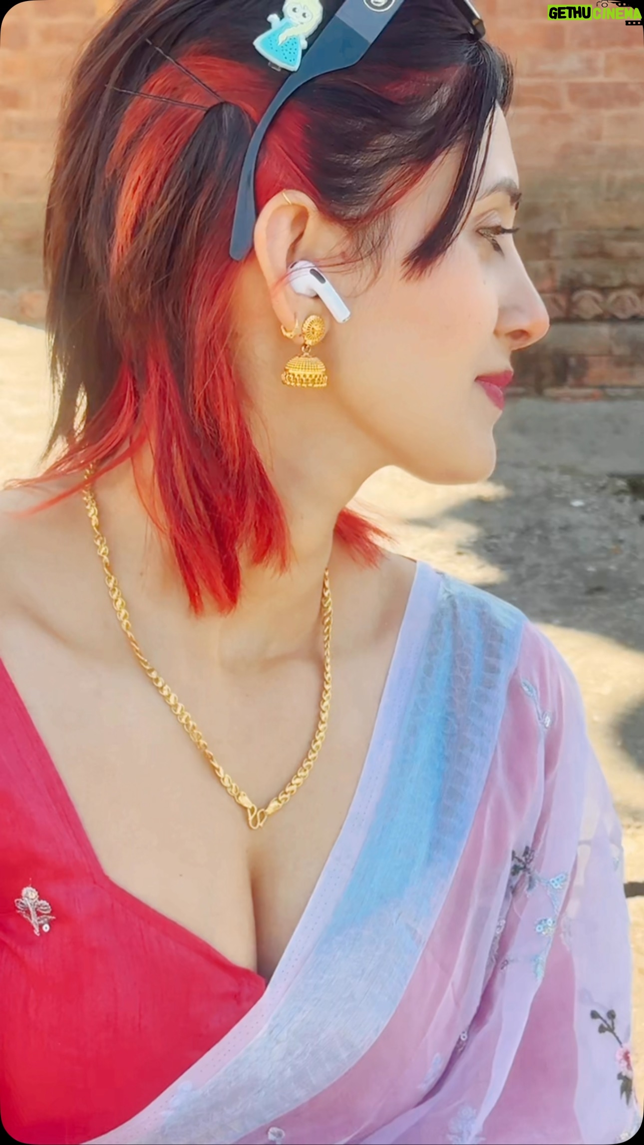 Khushi Bhattarai - 6K Likes -
