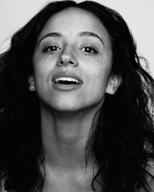 Kiana Madeira Instagram - With childlike curiosity, the world is our oyster 🚀

(portraits of a girl who wants to play 🐛)