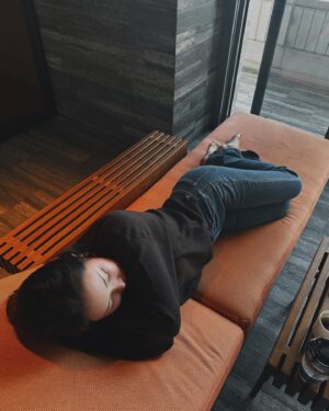 Kim Eun-young Instagram - 시간이 멈춘 듯한 휴식 

#부산
