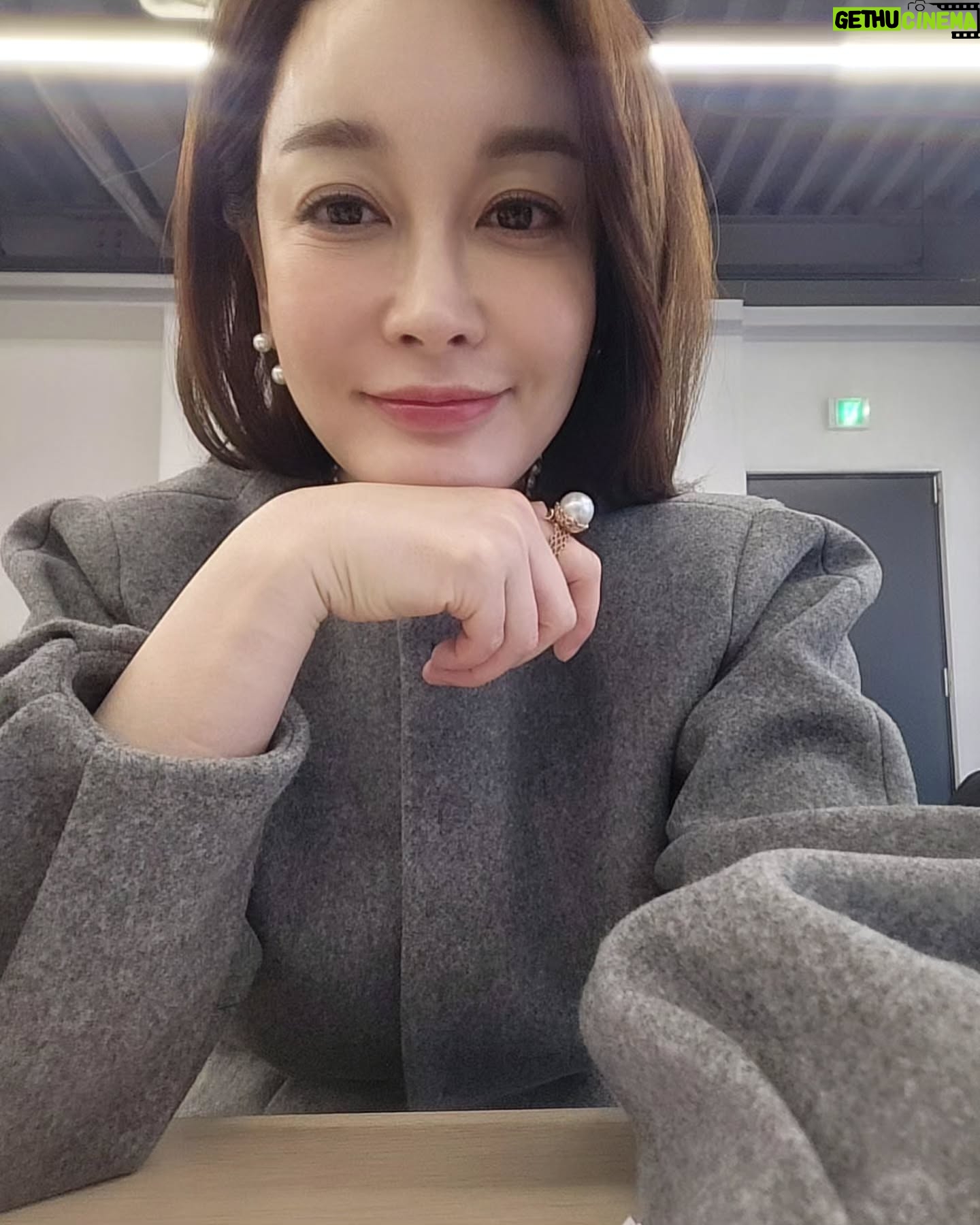 Kim Hye-eun - 9.9K Likes - 거의 끝나가네
#다리미패밀리