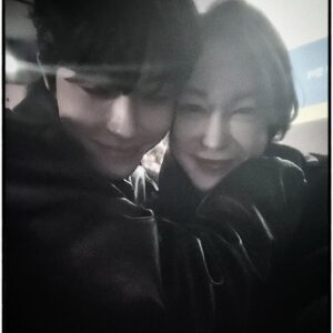 Kim Hye-eun Instagram - 끝났다ㅜㅜ.
아깝다ㅜㅜ.
난 이 작품 너무 사랑한다.

#조립식가족